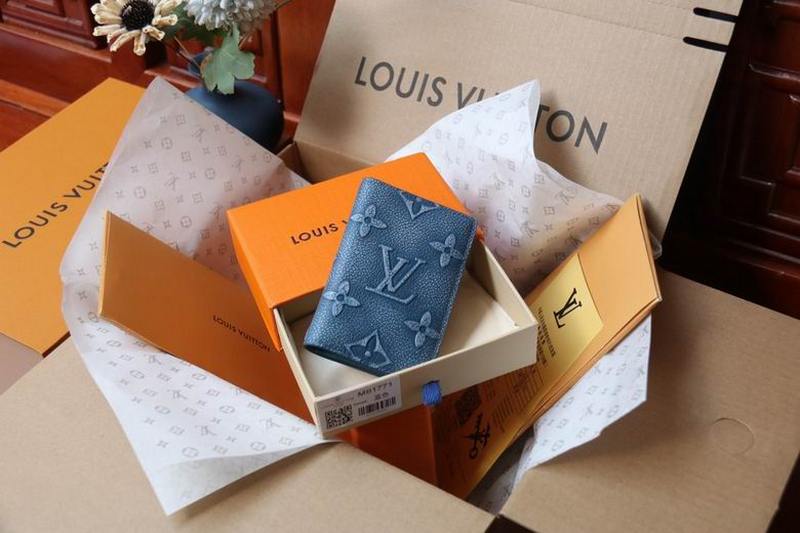 LV Wallets 135